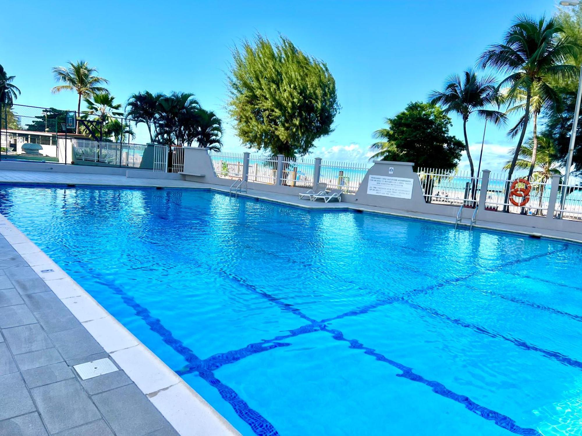 Ocean View Apt On Isla Verde In A 14Th Floor サンジョアン エクステリア 写真