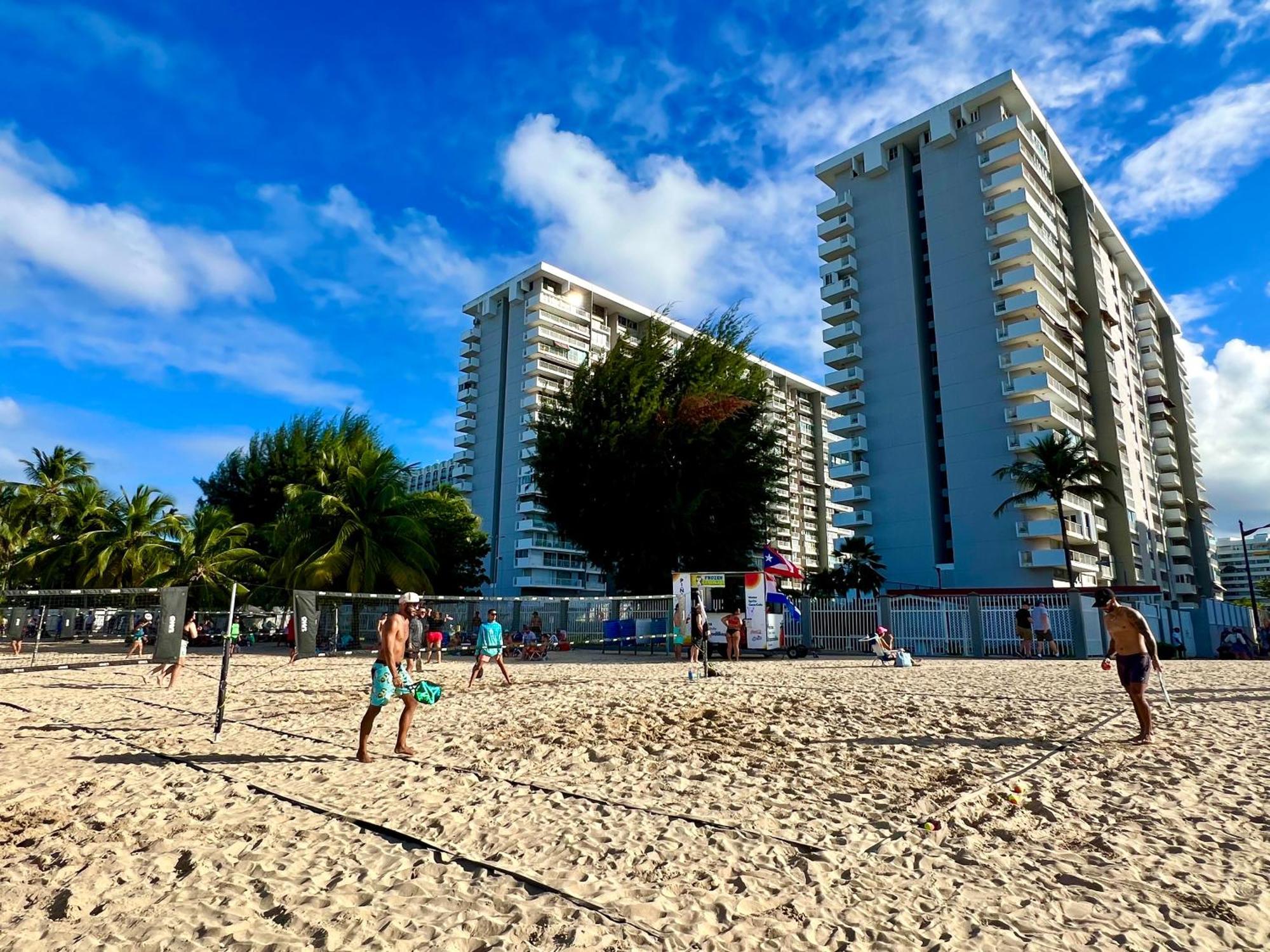 Ocean View Apt On Isla Verde In A 14Th Floor サンジョアン エクステリア 写真